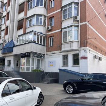 Сдается Нежилое помещение, 220 м²