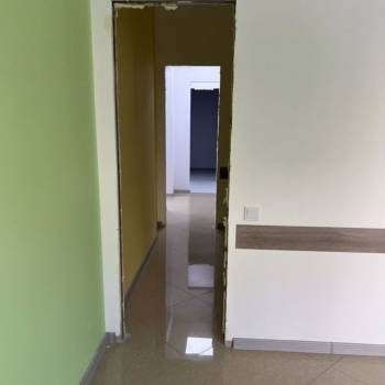 Сдается Нежилое помещение, 220 м²