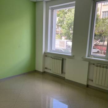 Сдается Нежилое помещение, 220 м²