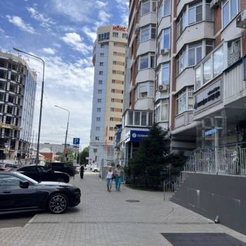 Сдается Нежилое помещение, 220 м²