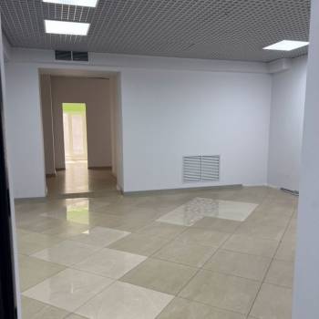 Сдается Нежилое помещение, 220 м²