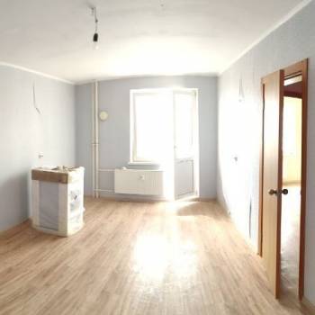 Продается 1-комнатная квартира, 37,3 м²