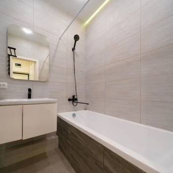 Сдается 2-х комнатная квартира, 63 м²