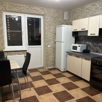 Сдается 2-х комнатная квартира, 64 м²