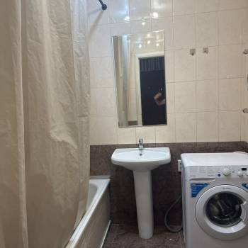 Сдается 2-х комнатная квартира, 64 м²