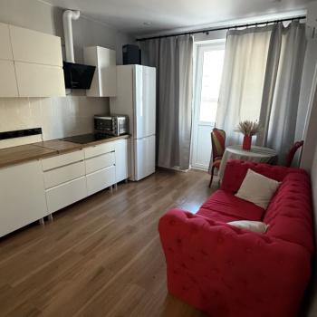 Сдается 1-комнатная квартира, 43 м²