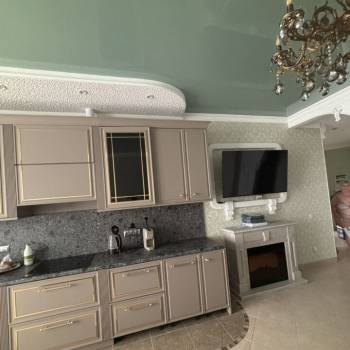 Сдается 2-х комнатная квартира, 79 м²