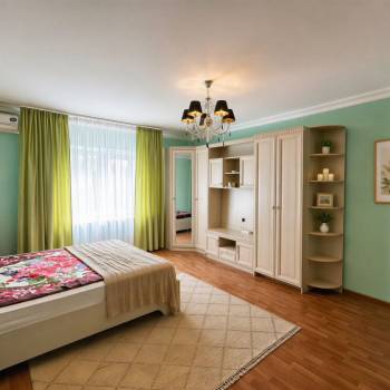 Продается 1-комнатная квартира, 37 м²