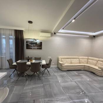 Продается Многокомнатная квартира, 127,2 м²