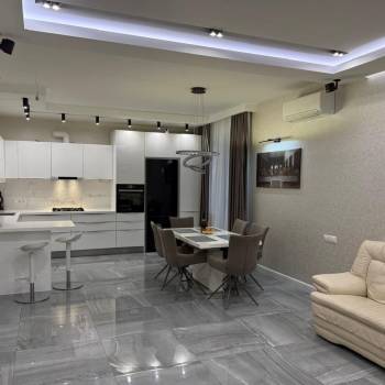 Продается Многокомнатная квартира, 127,2 м²