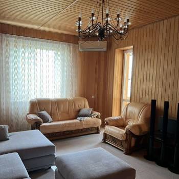 Продается 3-х комнатная квартира, 106 м²