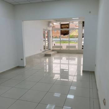 Сдается Нежилое помещение, 65 м²