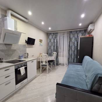 Продается 1-комнатная квартира, 36 м²