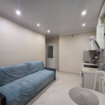 Продается 1-комнатная квартира, 36 м²