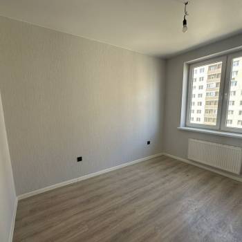Продается 1-комнатная квартира, 37 м²