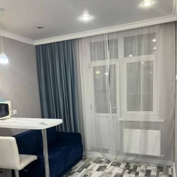Сдается 1-комнатная квартира, 42 м²