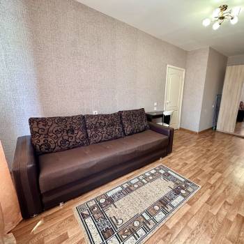 Продается 1-комнатная квартира, 40 м²