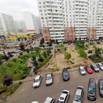 Продается 1-комнатная квартира, 40 м²