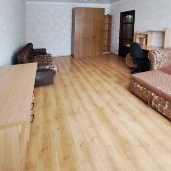 Продается 1-комнатная квартира, 43 м²
