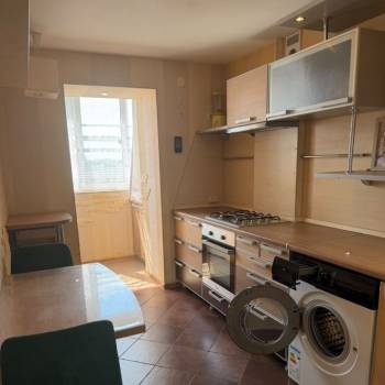 Сдается Многокомнатная квартира, 60 м²