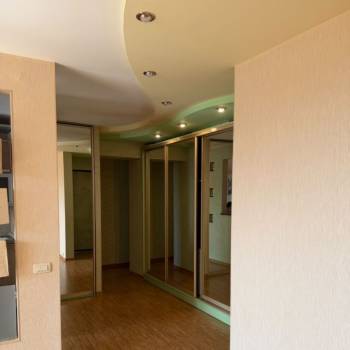 Сдается Многокомнатная квартира, 60 м²