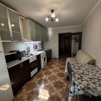 Продается 2-х комнатная квартира, 58 м²