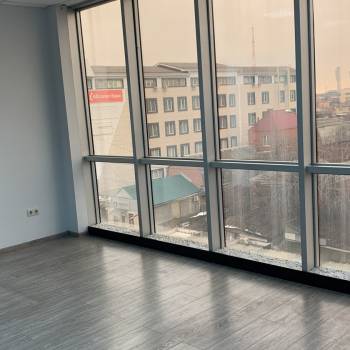 Сдается Нежилое помещение, 90 м²