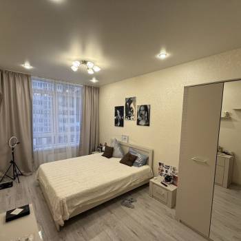 Продается 1-комнатная квартира, 32 м²