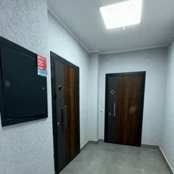 Продается 1-комнатная квартира, 43 м²