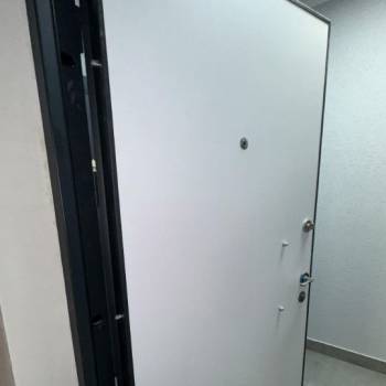 Продается 1-комнатная квартира, 43 м²