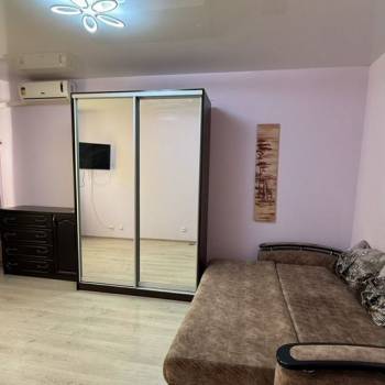 Продается 1-комнатная квартира, 36 м²