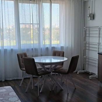 Продается 1-комнатная квартира, 43 м²