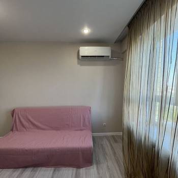 Сдается 1-комнатная квартира, 41,8 м²