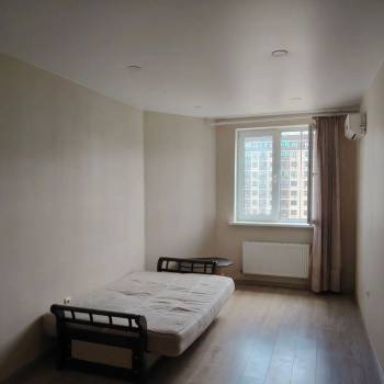 Продается 1-комнатная квартира, 37,9 м²