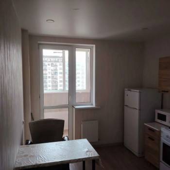 Продается 1-комнатная квартира, 37,9 м²