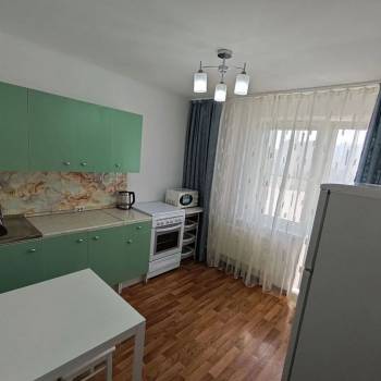 Продается 1-комнатная квартира, 39,3 м²