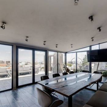 Продается Многокомнатная квартира, 283 м²