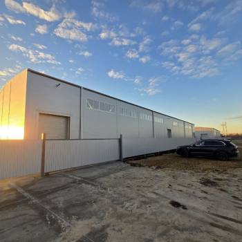 Сдается Нежилое помещение, 428 м²