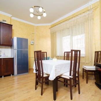 Сдается 1-комнатная квартира, 60 м²