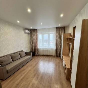 Сдается 2-х комнатная квартира, 58 м²