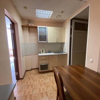 Сдается Нежилое помещение, 190 м²