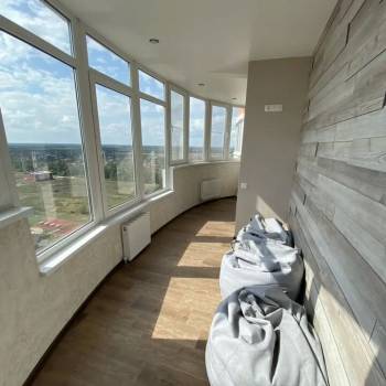 Сдается 2-х комнатная квартира, 90 м²