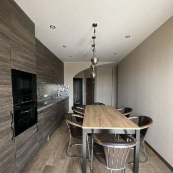 Сдается 2-х комнатная квартира, 90 м²