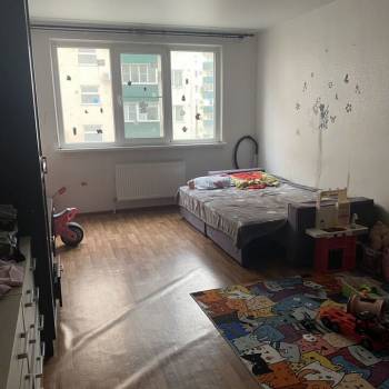 Продается 1-комнатная квартира, 48,8 м²