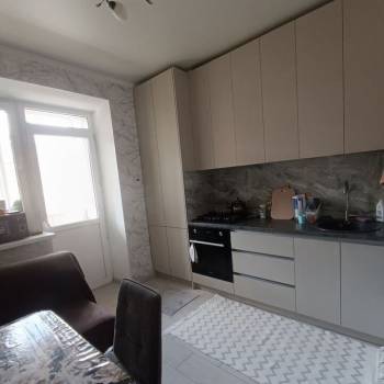 Продается 1-комнатная квартира, 34 м²