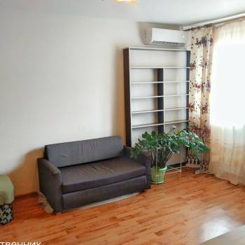 Продается 1-комнатная квартира, 37 м²