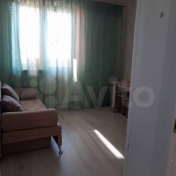 Сдается 1-комнатная квартира, 43 м²