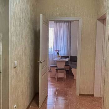 Продается 1-комнатная квартира, 41 м²
