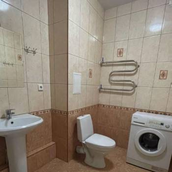 Продается 1-комнатная квартира, 41 м²