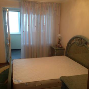 Сдается Многокомнатная квартира, 100 м²